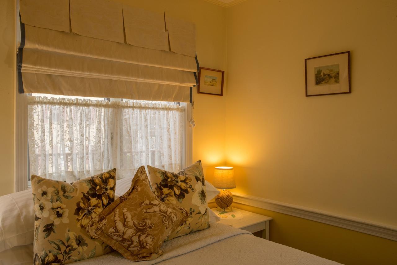 Beaconlight Guest House Провинстаун Экстерьер фото